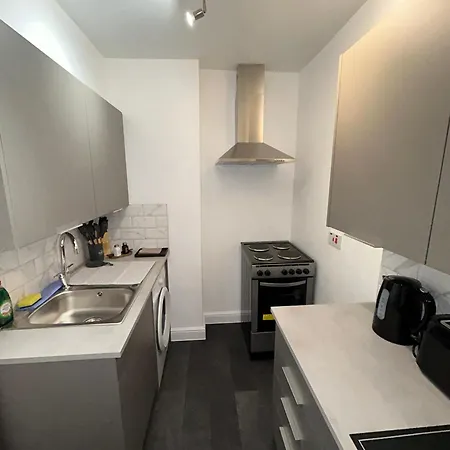 Brand New Modern Apartments Steps From Gloucester Quays Exterior photo