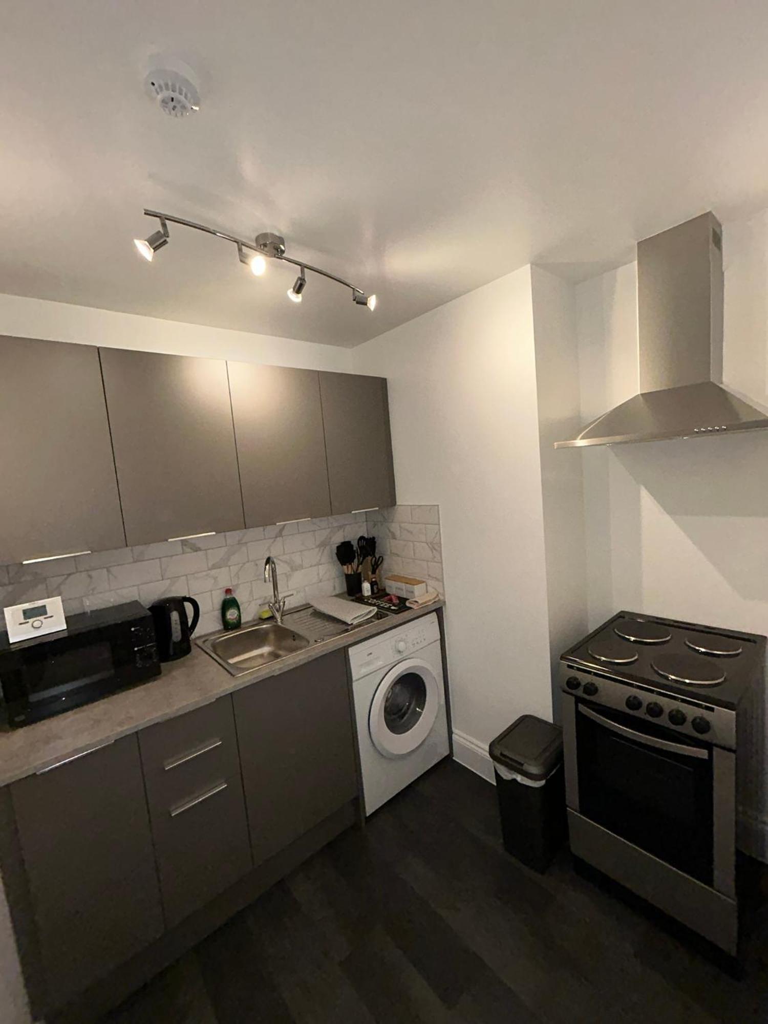 Apartamento Brand New Modern Steps From Quays Gloucester