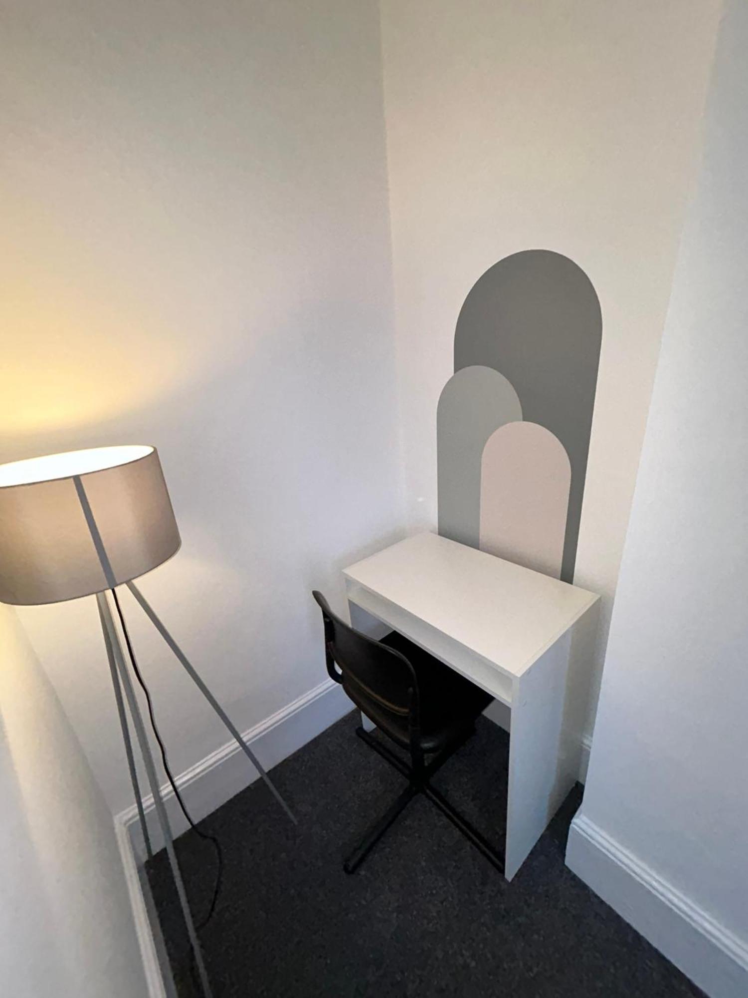 Brand New Modern Steps From Quays Apartamento